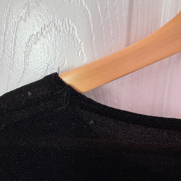 VINTAGE Black mesh sparkly top - Picture 3 of 5
